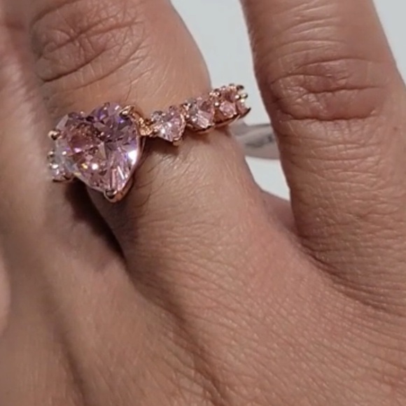 Pink Heart CZ Baguette setting ring 14k gold plated size9 - Picture 4 of 4